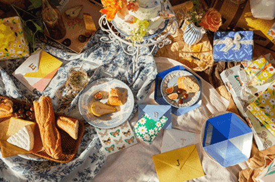 10 Essentials for Your Perfect Spring Picnic Basket