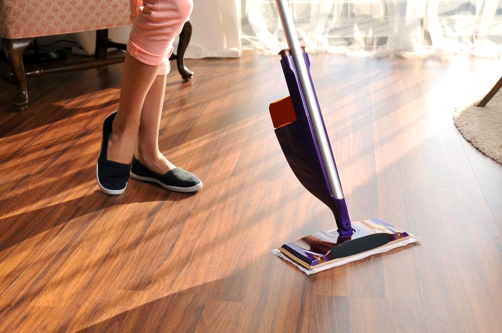 Top Products to Maintain Shiny Wooden Floors