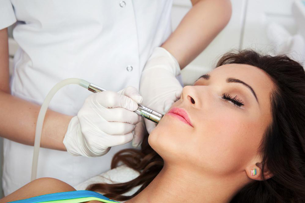 Effective Cosmetic Solutions for Aging Skin