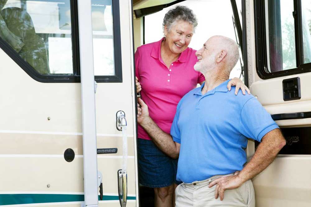 Top 5 Senior-Friendly Bus Sightseeing Tours
