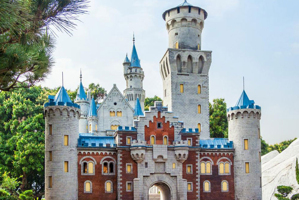 Must-Visit Attractions at Disney World for an Unforgettable Experience