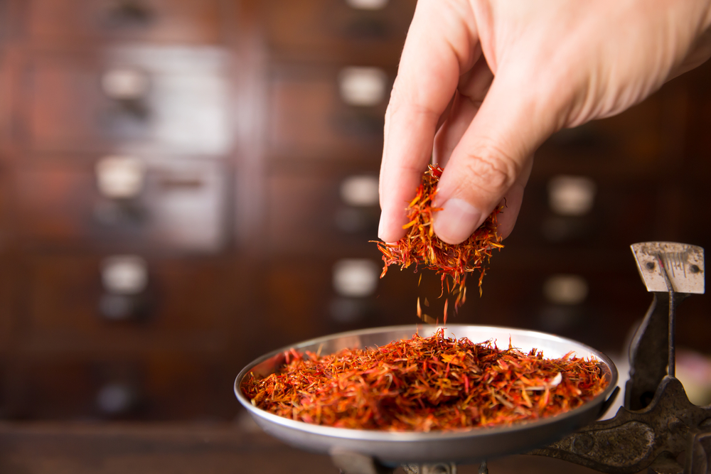 Comprehensive Guide to CLA Safflower Oil: Health Benefits, Uses, and Top Brands