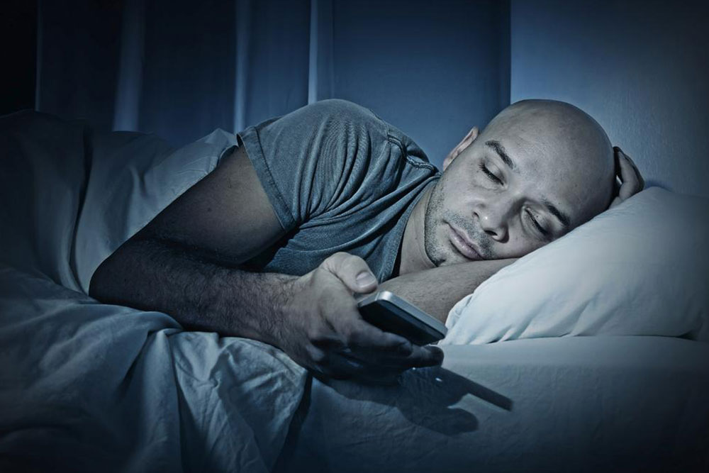 Breaking Free from Smartphone Dependency: Effective Strategies to Regain Control