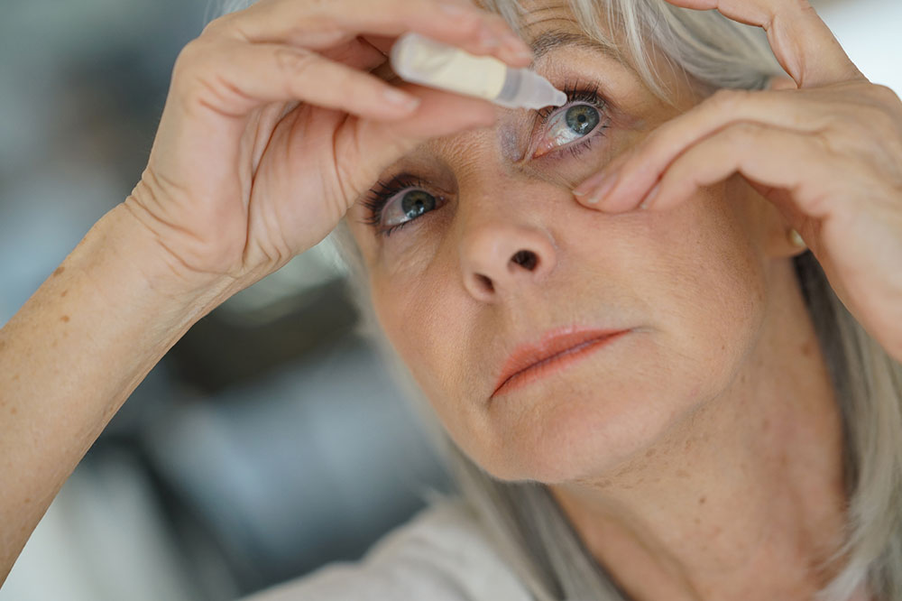 Top Natural Solutions for Managing Dry Eye Syndrome