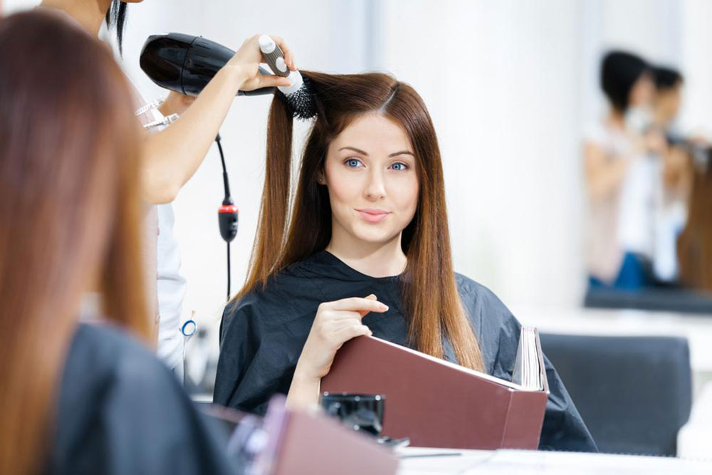 Evolution of Iconic Hairstyles Through the Ages