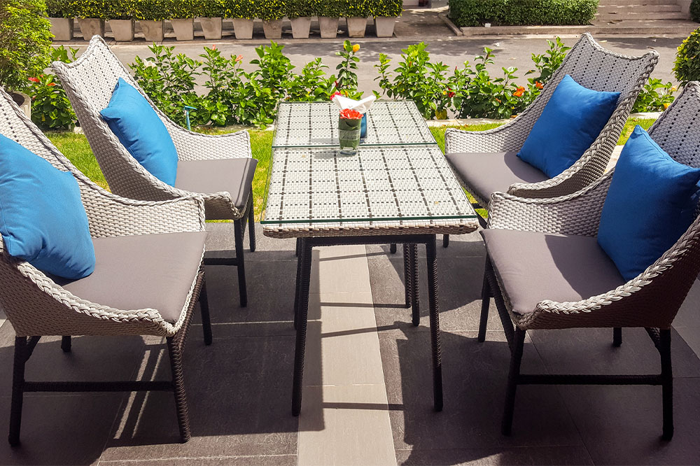 Essential Guide to Choosing Outdoor Patio Furniture