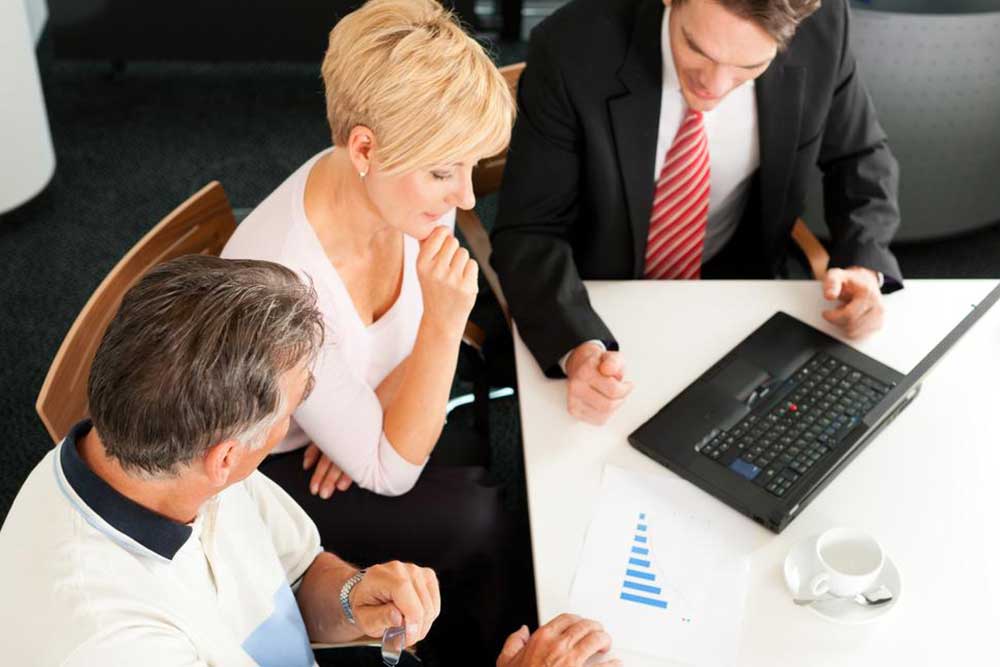 Enhancing Retirement Security with 401(k) Plans