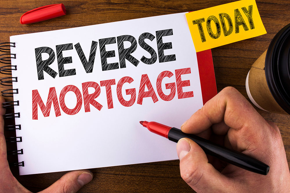Weighing the Advantages and Disadvantages of Reverse Mortgages