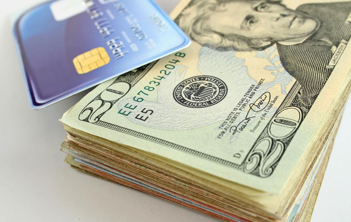 Pros and Cons of Merchant Cash Advances for Small Businesses