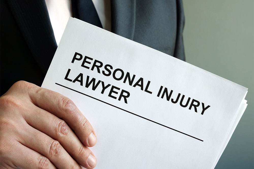 Essential Tips for Choosing the Right Accident Lawyer