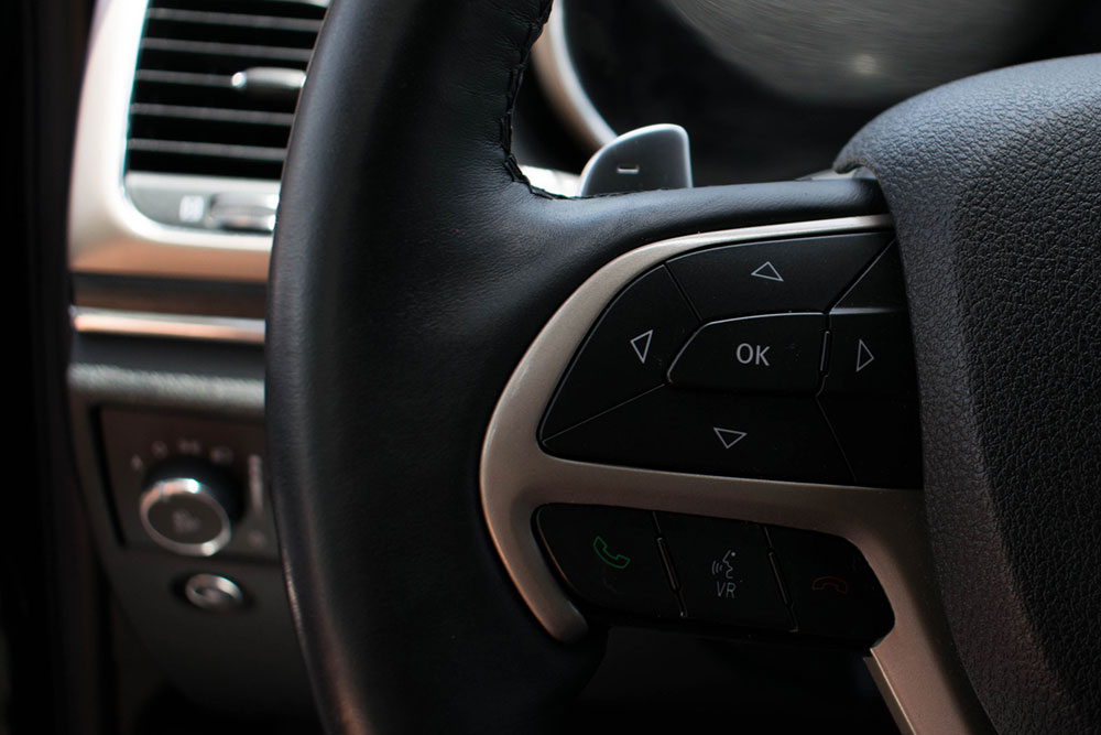 Discover the Features of the Jeep Grand Cherokee Limited SUV