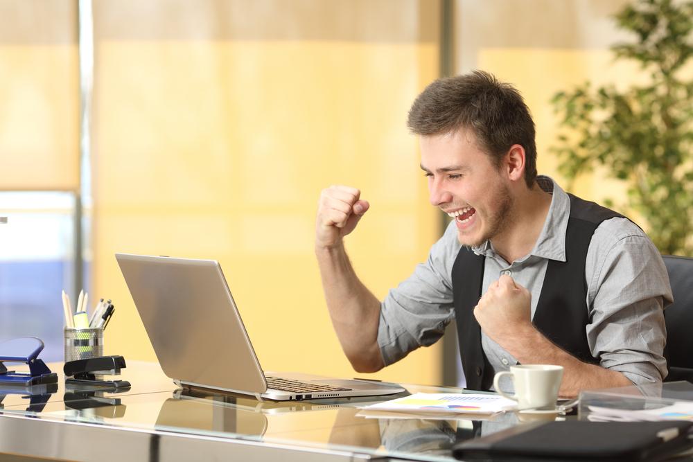 Essential Tips Before Applying for Scholarships