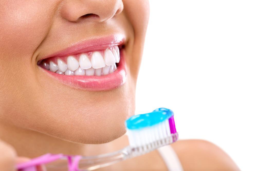 Essential Oral Care Tips for Healthy Teeth and Gums