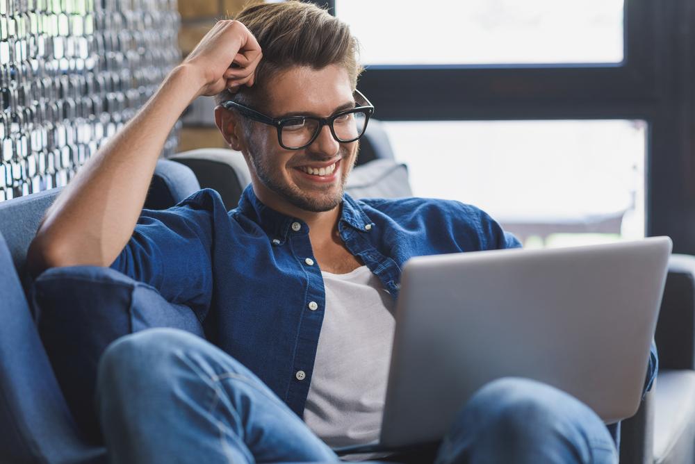 Comprehensive Guide to Buying a MacBook Pro: Essential Factors to Consider