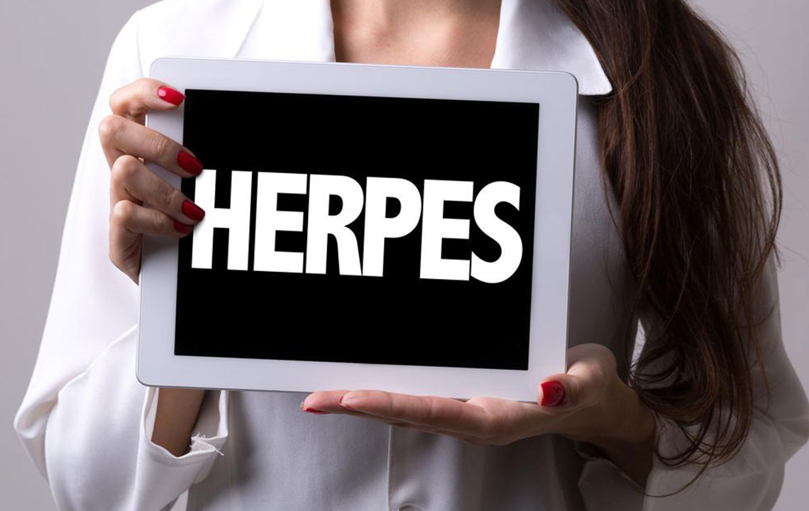 Comprehensive Guide to Recognizing and Diagnosing Genital Herpes
