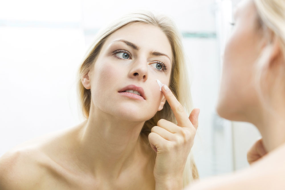 Effective Home Remedies and Precautions for Age Spot Removal
