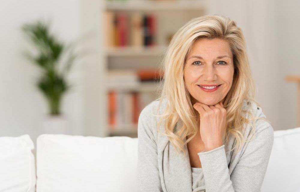 Fashion Tips & Advice for Women Over 60: FAQs and Style Guides
