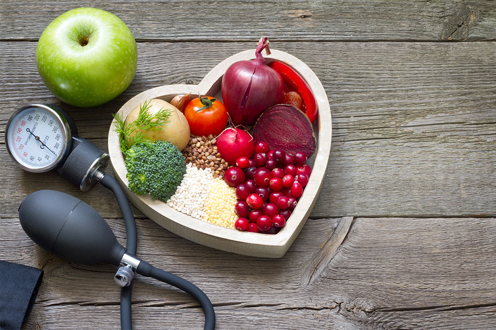 Effective Strategies for Lowering Cholesterol Naturally and Medically