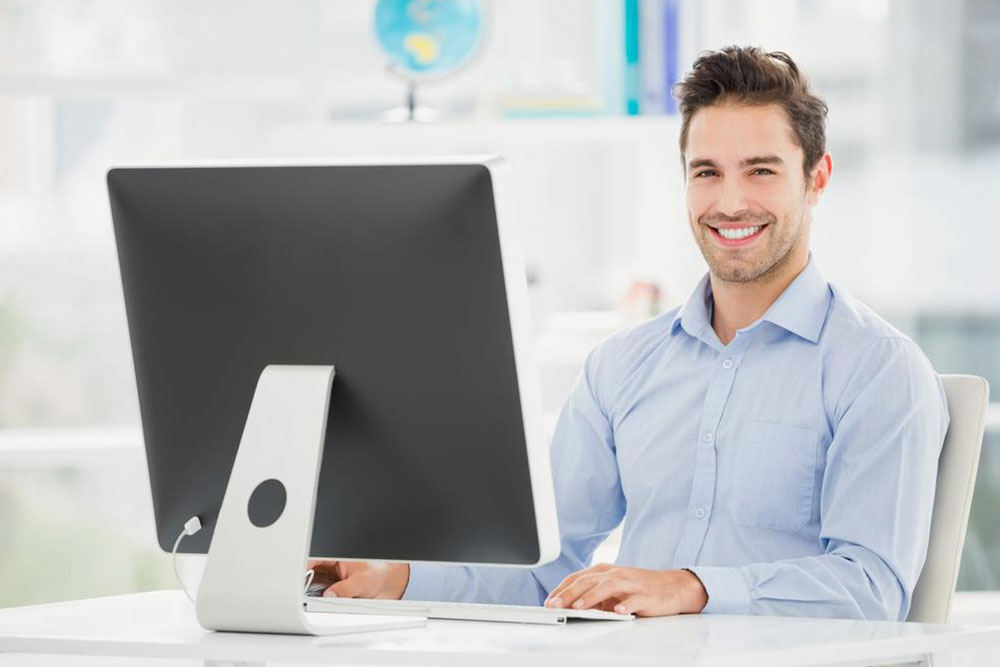 Top 4 All-in-One Computers for Optimal Performance