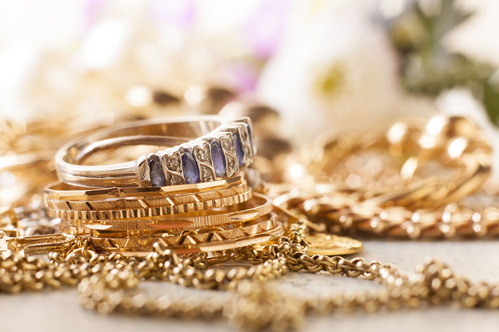 Must-Have Elegant Jewelry Pieces for Women