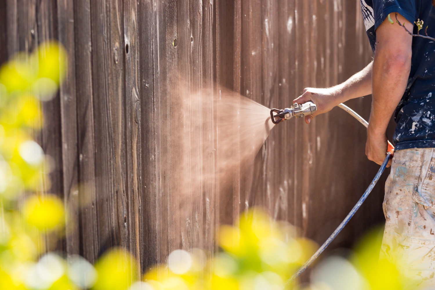 Guide to Fencing Solutions and Costs for Seniors