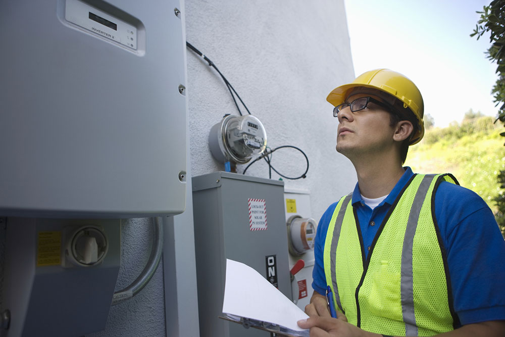 Comprehensive Guide to Solar Power: Types, Key Components, and Essential Buying Tips