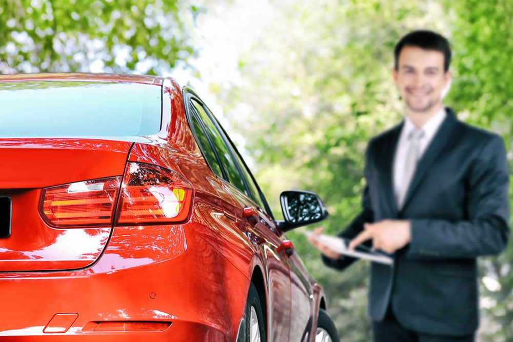 Top Luxury Sedans to Watch in 2024