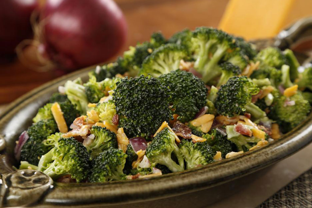 Top 5 Nutritional Foods to Lower AMD Risk
