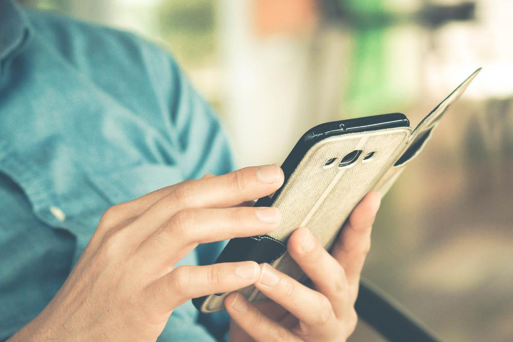 Essential Mobile Phone Cases for Optimal Protection and Style
