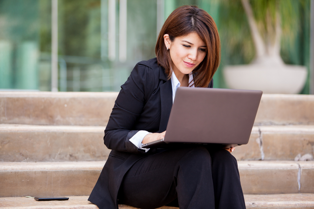 Comprehensive Benefits and Opportunities of Pursuing an Online MBA Program