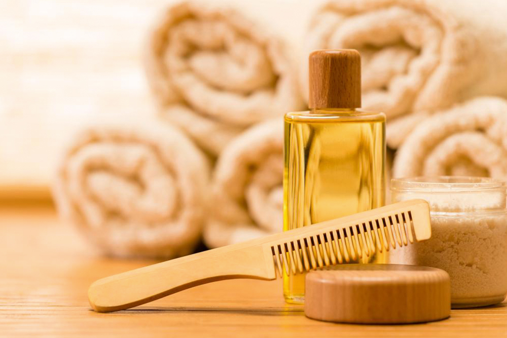 Top 6 Natural Oils to Promote Hair Growth