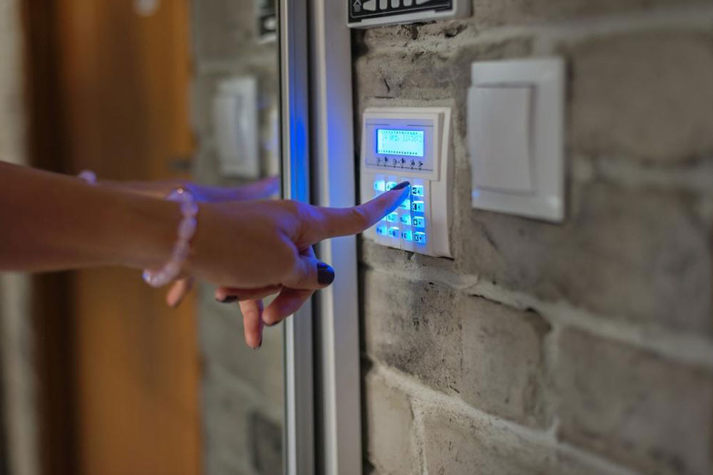 Top 5 Smart Home Security Devices from Arlo