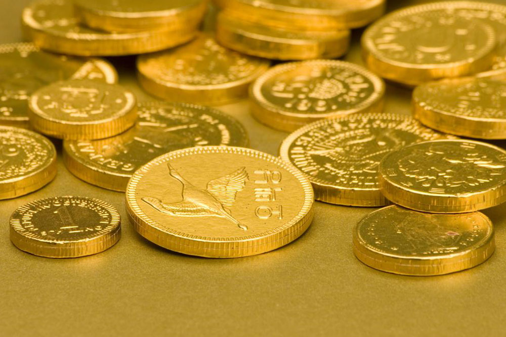 Historical Peaks in Gold Prices and Market Trends