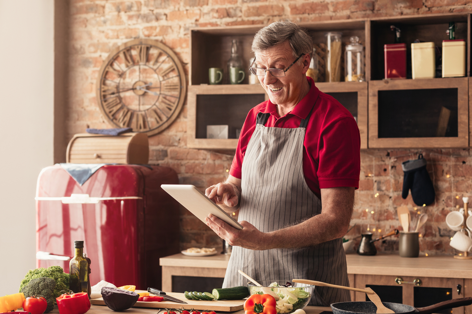 Top Benefits of Subscribing to Meal Kit Delivery Services