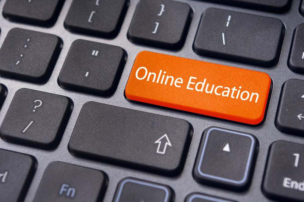 Key Features to Consider When Choosing Online Universities