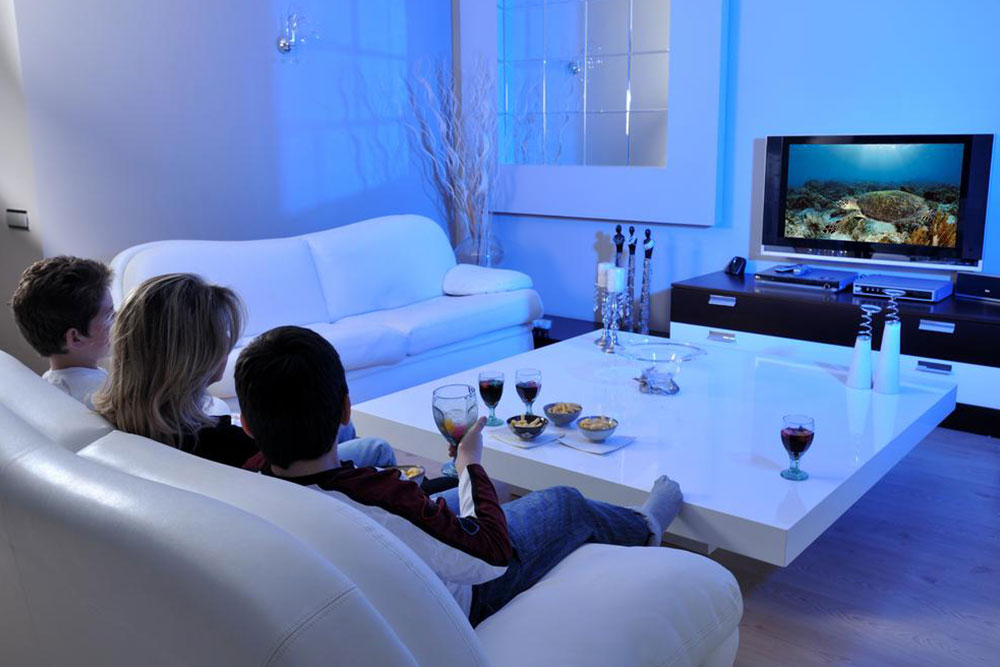 Top Streaming Devices for Smart TVs in the Country