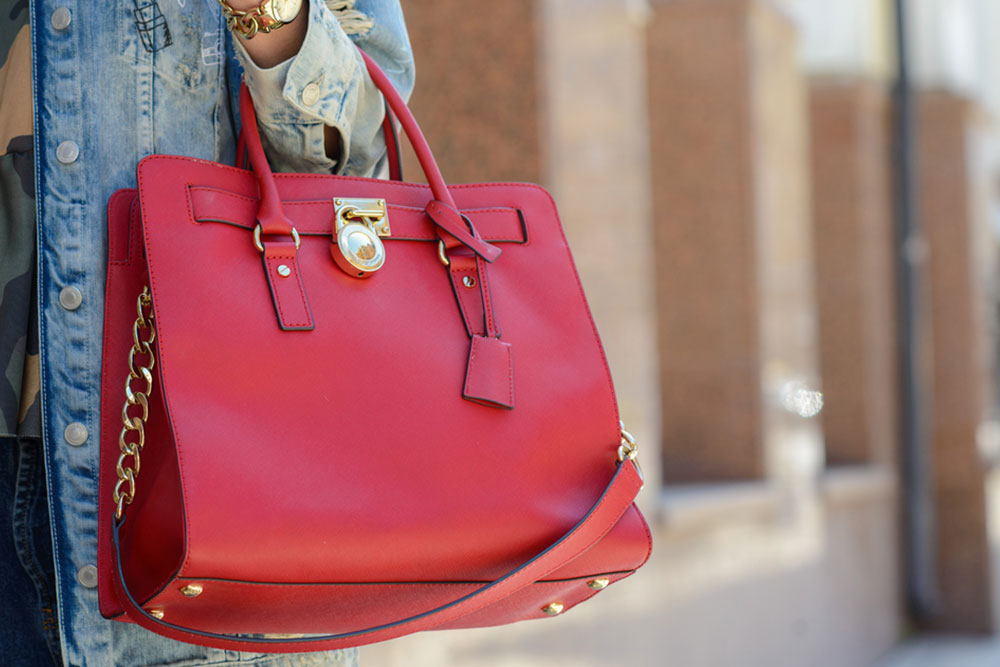 Bright and Playful Design Trends of Kate Spade Handbags