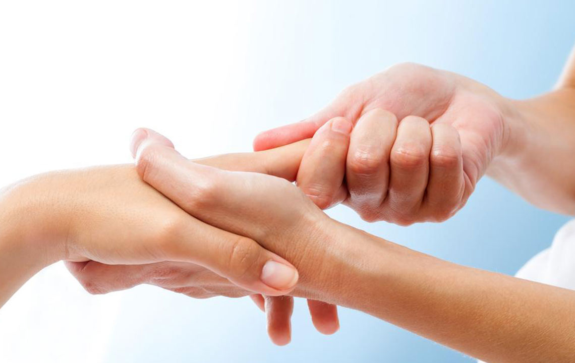 Effective Strategies to Ease Nighttime Rheumatoid Arthritis Discomfort