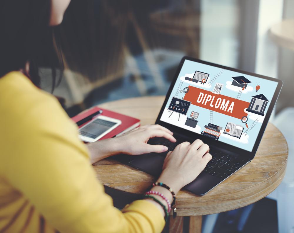 Essential Guide to Applying for Online Degrees from Certified Institutions
