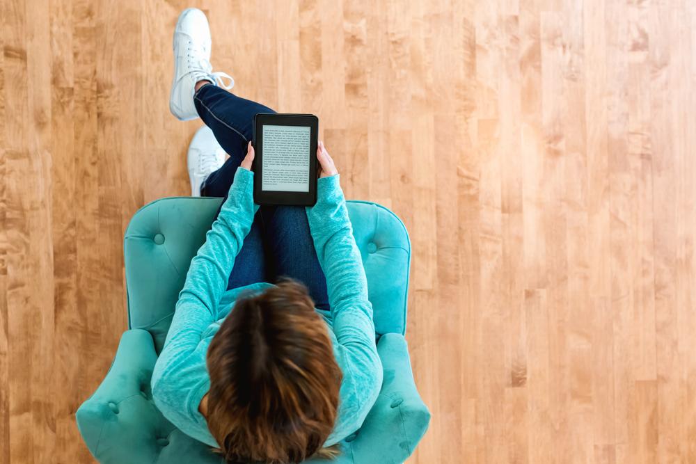 Advantages and Disadvantages of Electronic Reading Devices