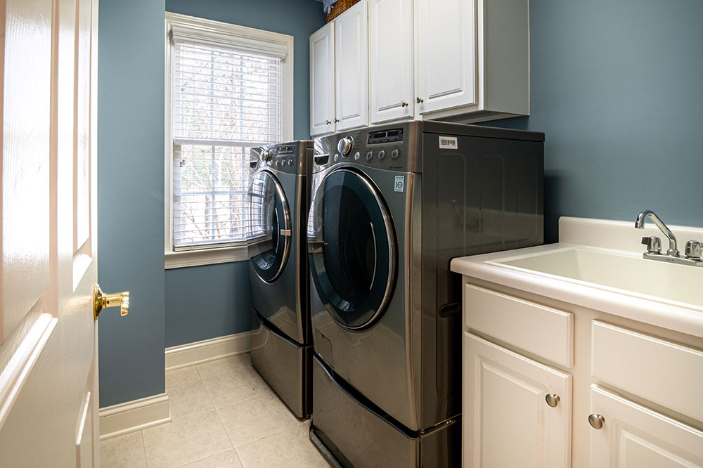 Essential Guide: Choosing the Right Washer and Dryer for Your Home