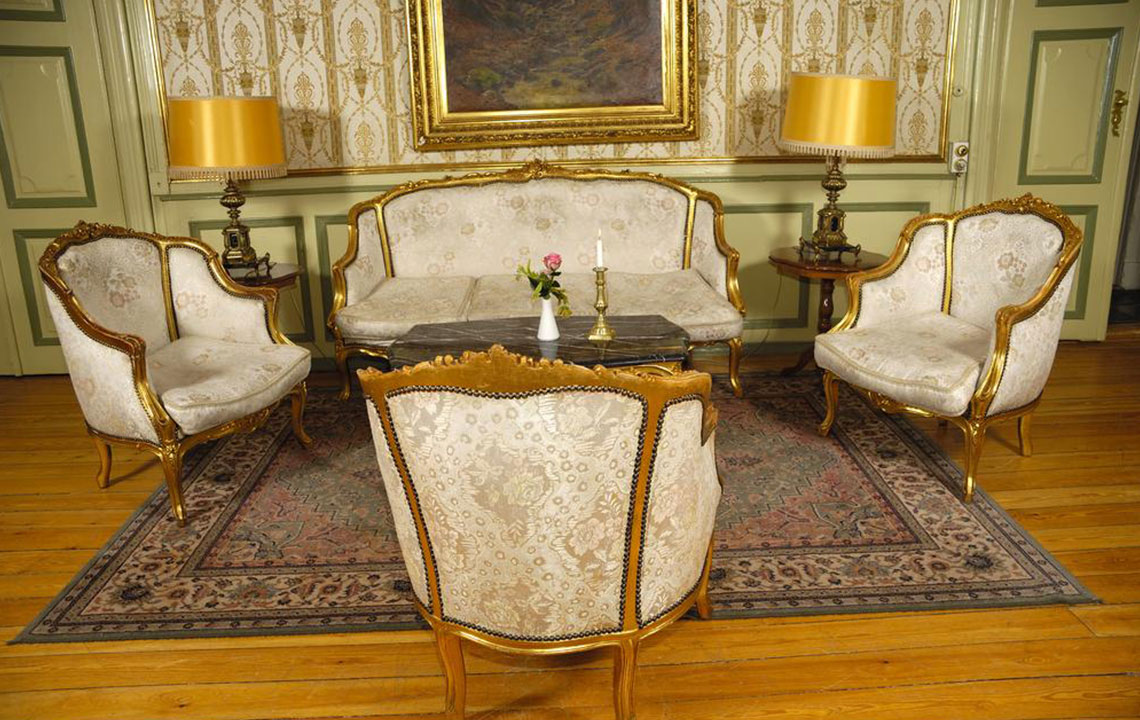 Expert Tips to Secure Exceptional Deals on Home Furniture