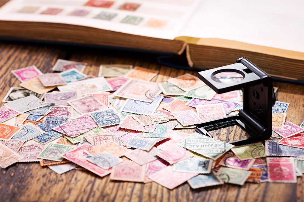 Guide to Postage Stamp Pricing and Card Mailing Rates