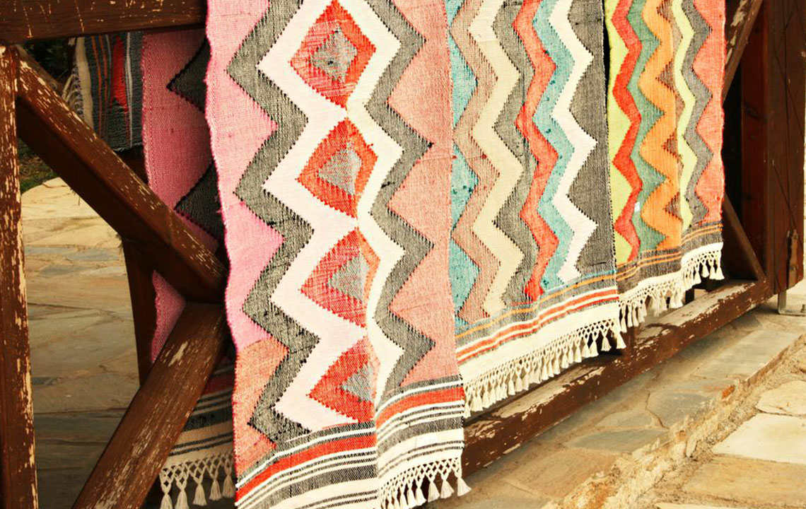 Comprehensive Guide to Choosing the Perfect Outdoor Patio Rugs for Your Exterior Space
