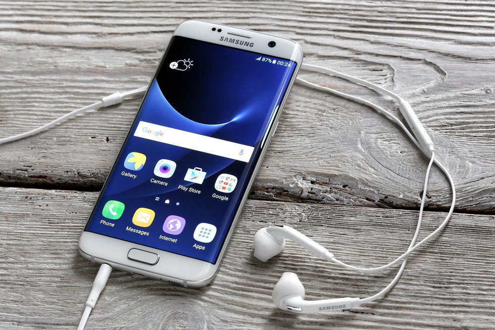 Top Unlocked Smartphone Deals Available Today