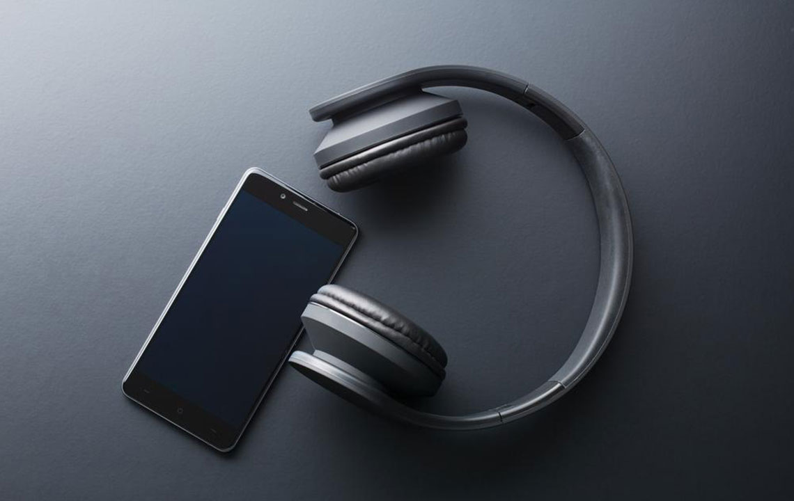 Essential Accessories to Complement Your New iPhone X