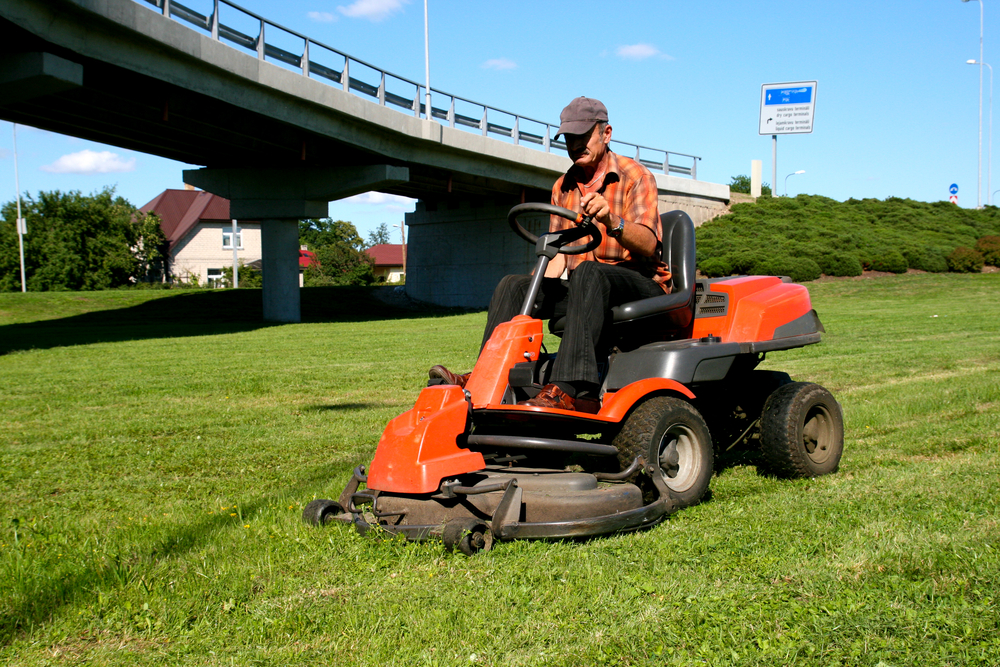 Top 4 Brands for Lawn Care Equipment