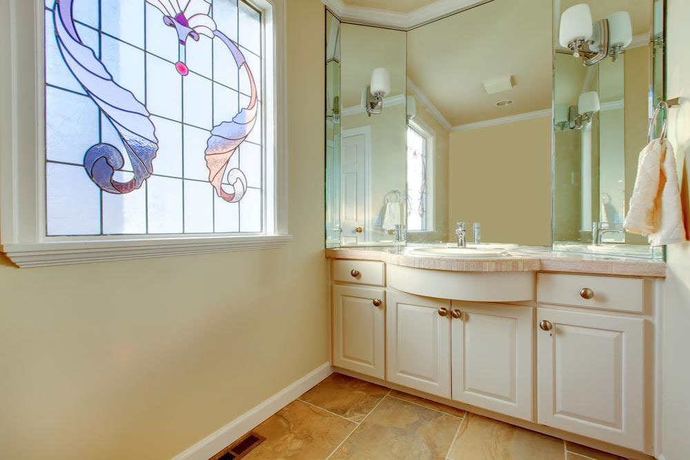 Smart and Budget-Friendly Ways to Organize Your Bathroom