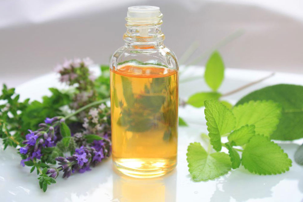 Natural Strategies for Pain Relief: 6 Effective Foods and Remedies