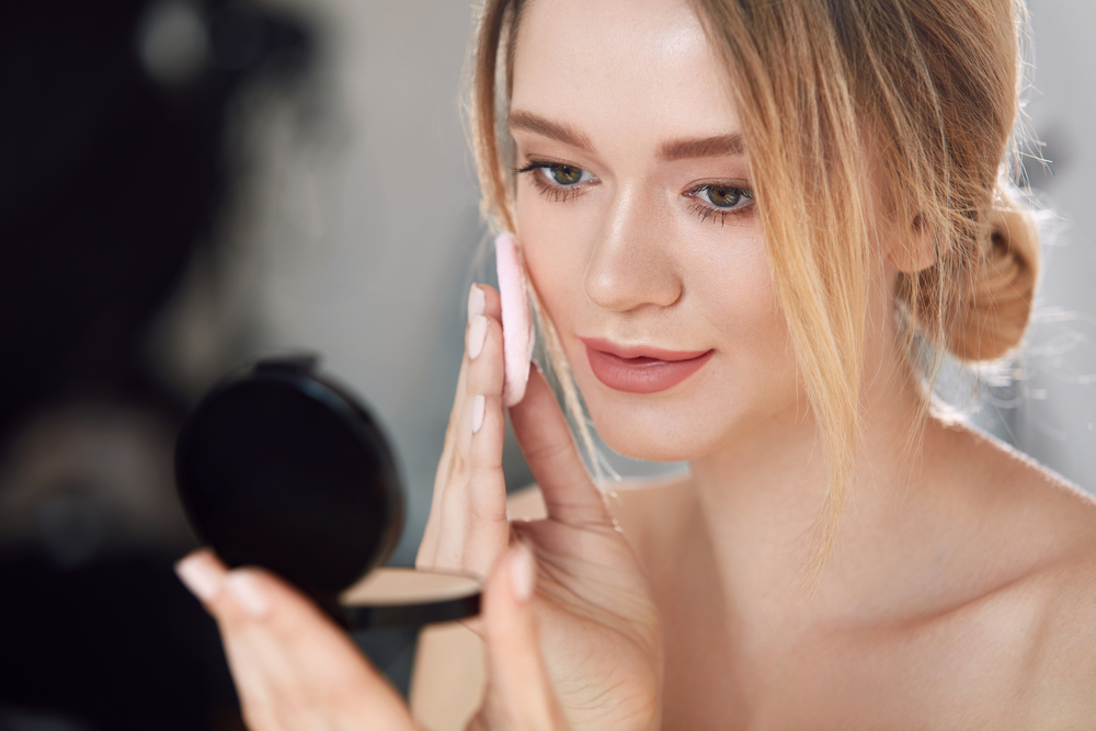 Guide to Selecting Perfect Foundation Based on Skin Type and Tone